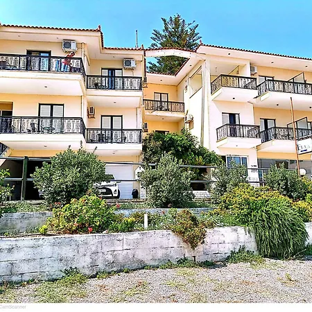 Ξενοδοχείο με διαμερίσματα Elea 7 4*